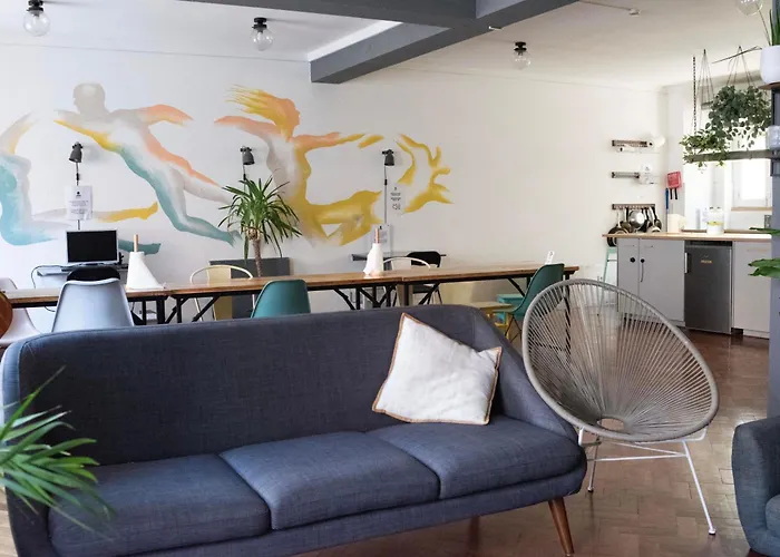 Draft Hostel & Rooms